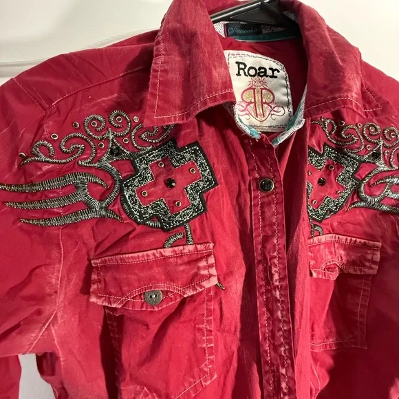 Roar Red Embroidered Button Down Shirt - Picture 2 of 5